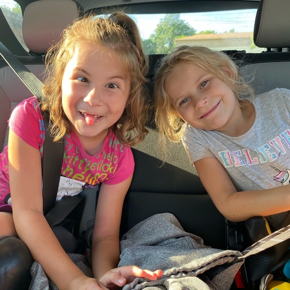 Meet your Posher, Joanne - Picture 1 of 1